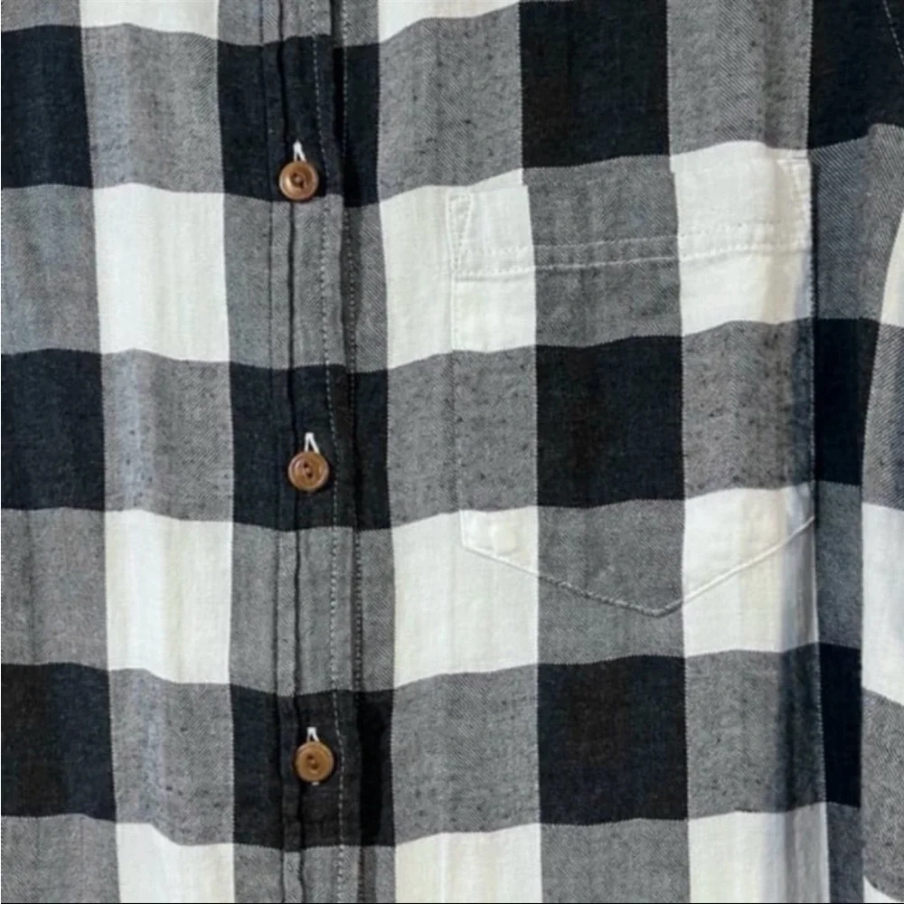 J. Crew Womens Long Sleeve Boy Shirt In Charcoal Buffalo Plaid Black and White